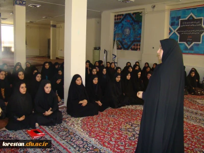 جلسه توجیهی دانشجویان جدیدالورود پردیس دخترانه کمالوند لرستان