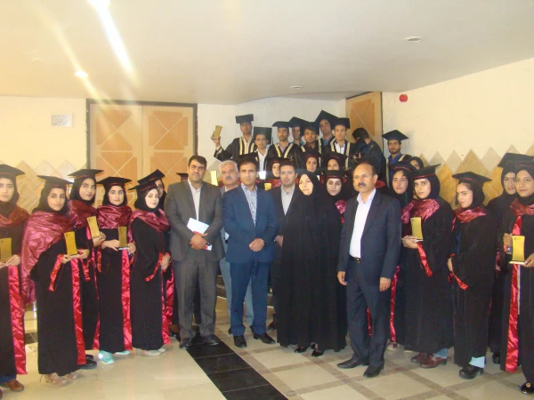 جشن فارغ التحصیلی