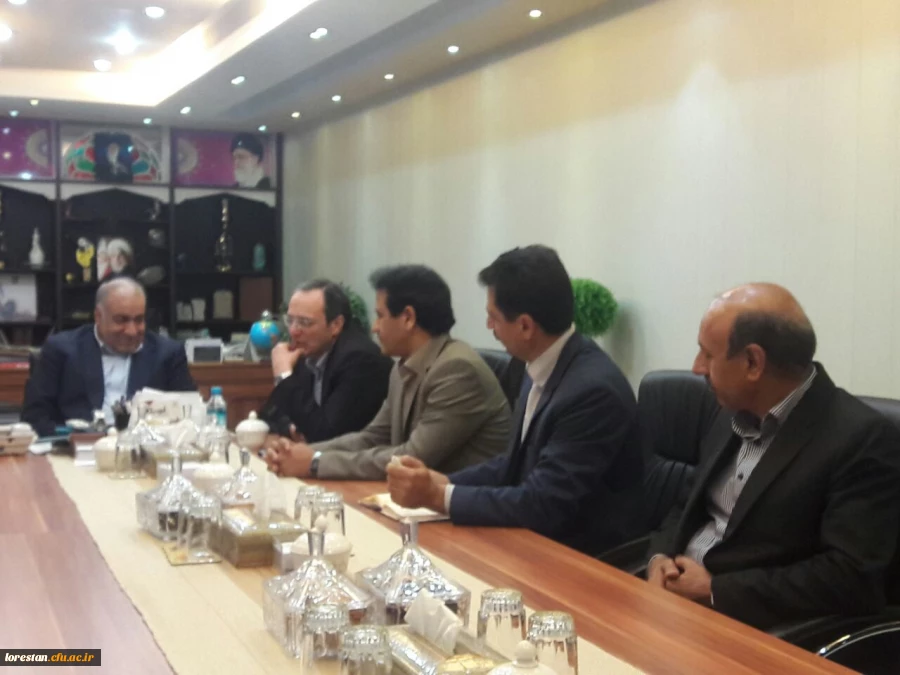 حضور جناب آقای دکتر مهر محمدی در جلسه هیات امنا دانشگاه فرهنگیان استان در دفتر استاندار محترم جناب آقای مهندس بازوند