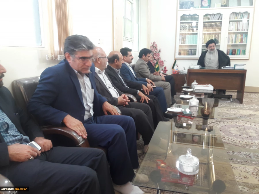 حضور جناب آقای دکتر مهرمحمدی در دفتر نماینده محترم ولی فقیه و امام جمعه شهر خرم آباد حضرت حجت الاسلام والمسلمین حاج آقا میرعمادی