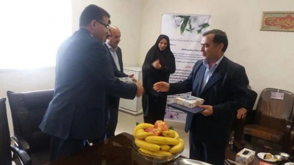 تقدیر از خیرّین در مرکز آموزش عالی شهید میر شاکی الیگودرز