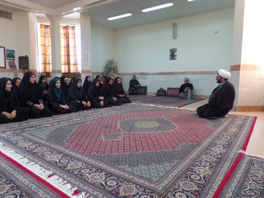 در مرکز حضرت زینب کبری(س) بروجرد و مرکز شهید میرشاکی الیگودرز برگزار گردید: