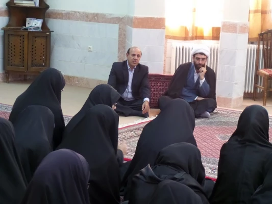 در مرکز حضرت زینب کبری(س) بروجرد و مرکز شهید میرشاکی الیگودرز برگزار گردید: