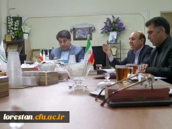 جلسه هم اندیشی مسئولین دانشگاه فرهنگیان استان و اداره کل آموزش و پرورش پیرامون تفاهم نامه تاسیس مدارس وابسته به دانشگاه فرهنگیان