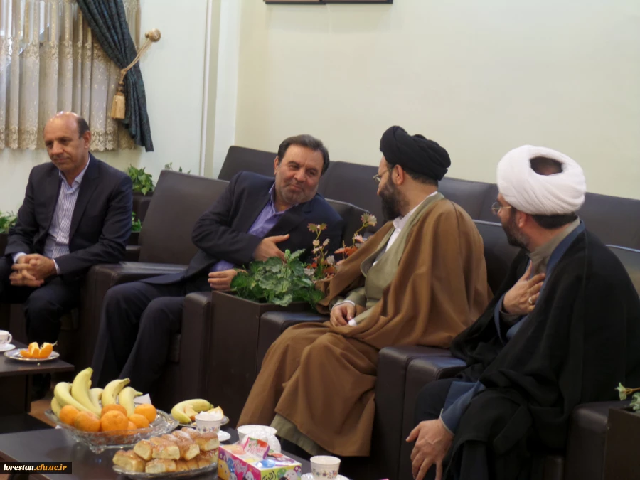 جلسه دیدارمسئول محترم نهاد نمایندگی مقام معظم رهبری  دانشگاه فرهنگیان کشور با استاندار لرستان