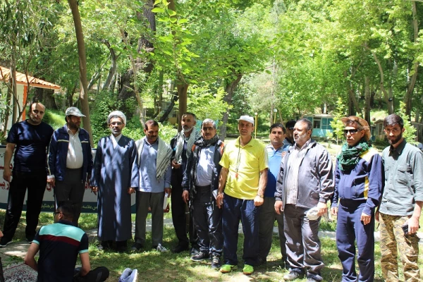 اردوی سیاحتی ،تفریحی دانشجویان پردیس علامه طباطبایی لرستان به آبشار بیشه