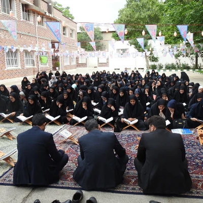 حضور مسئولین دانشگاه فرهنگیان لرستان در  محفل انس با قرآن بت ضیفات مهدوی  پردیس آیت اله کمالوند لرستان