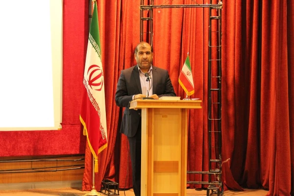 دکتر آقایی جودکی درهمایش مدیران مدارس استان لرستان