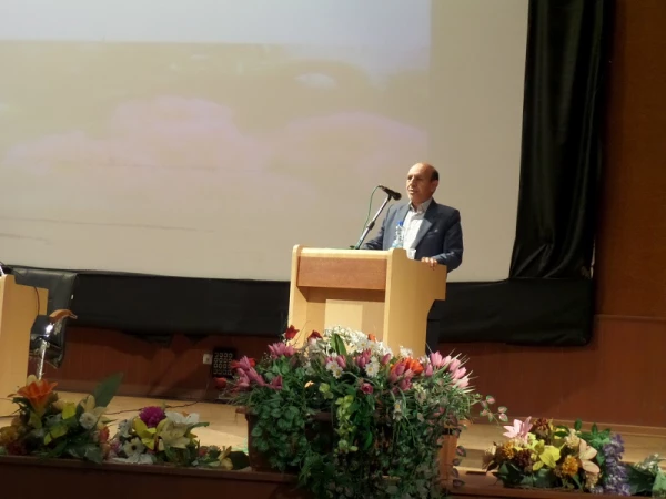 گرامی داشت شانزده آذر