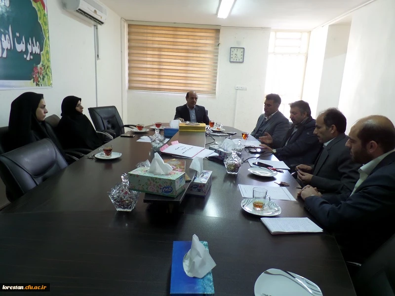 ستاد استانی نکوداشت یکصد سال تربیت معلم در ایران و هفتاد و چهار سال تربیت معلم در لرستان تشکیل جلسه داد