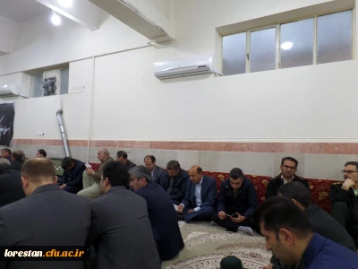 مراسم پر فیض زیارت عاشورا در بیت امام جمعه برگزار شد.