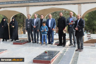 مراسم غبارروبی و عطر افشانی گلزار شهدا به مناسبت دهه مبارک فجر برگزار شد.