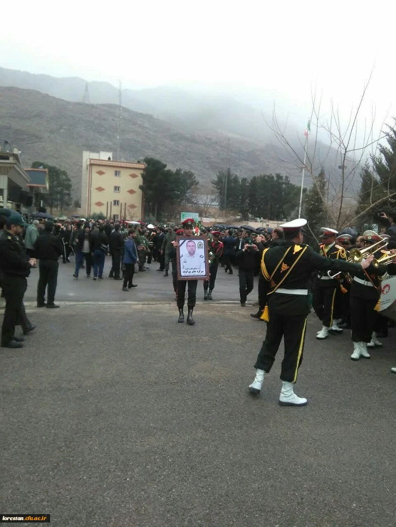 شرکت جمعی از مسئولین و کارکنان دانشگاه فرهنگیان استان لرستان در مراسم تشییع شهید جابر بیرانوند
