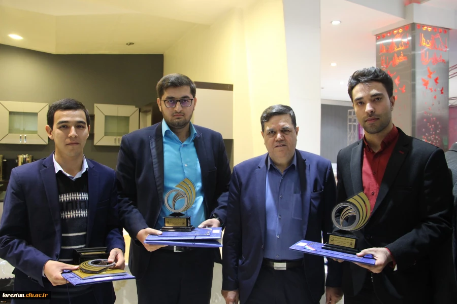 دانشجوی نخبه مرکز آموزش عالی شهید میر شاکی دانشگاه فرهنگیان استان لرستان  به عنوان دانشجوی نمونه کشوری معرفی شد.