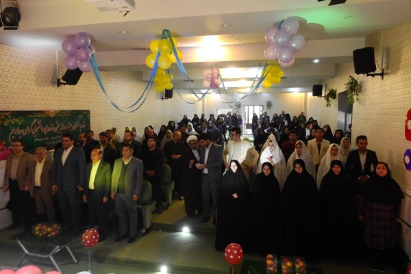 مراسم جشن بزرگ ازدواج دانشجویی در دانشگاه فرهنگیان لرستان برگزار شد.