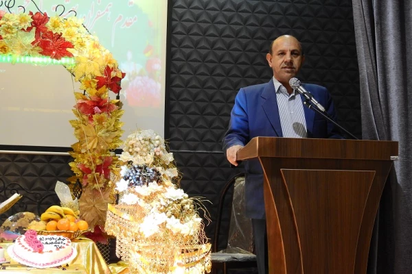 مراسم جشن بزرگ ازدواج دانشجویی در دانشگاه فرهنگیان لرستان برگزار شد.