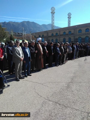 حضور مسئولین و کارکنان دانشگاه فرهنگیان استان لرستان در مراسم تشییع و خاکسپاری دو شهید گمنام دوران دفاع مقدس