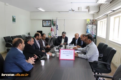 اعزام گروه جهادی کارکنان و اساتید بسیجی دانشگاه فرهنگیان استان به مناطق آسیب دیده پلدختر و معمولان