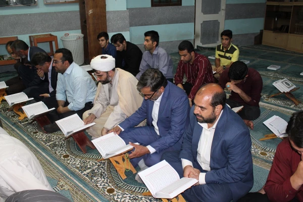 محفل انس با قرآن کریم با حضور قاریان بین المللی ،کشوری و استانی در دانشگاه فرهنگیان لرستان برگزار شد.