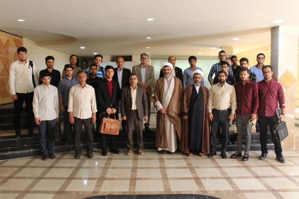 جلسه کانون قرآنی دانشگاه فرهنگیان پردیس علامه طباطبایی لرستان