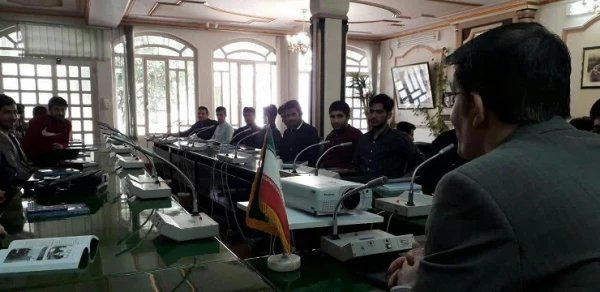 بازدید دانشجویان دانشگاه فرهنگیان از پژوهشکده تعلیم و تربیت آموزش و پرورش لرستان