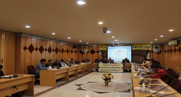 کارگاه مشترک پژوهشی دانشگاه فرهنگیان و دانشگاه لرستان