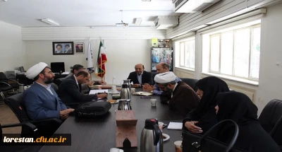 در نخستین جلسه بنیاد خیرین حامی دانشگاه فرهنگیان استان لرستان:

هماهنگی های لازم جهت انتخاب اعضای هیئت امنای بنیاد خیرین دانشگاه فرهنگیان استان لرستان انجام شد.