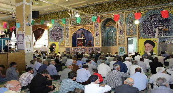 رئیس دانشگاه فرهنگیان استان لرستان سخنران پیش از خطبه های نماز جمعه شهر خرم آباد بود.ول