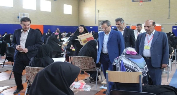 بازدید معاون پژوهش و فناوری سازمان مرکزی دانشگاه فرهنگیان از حوزه امتحانی آزمون اصلح  مهارت آموزان ماده 28
