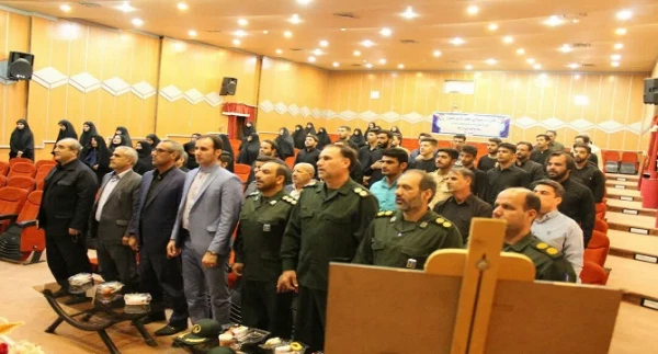 یادواره شهدای محله ناصر خسرو شهرستان خرم آباد به همت بسیج دانشجویی دانشگاه فرهنگیان لرستان و با حضور جمعی از مسئولان استان برگزار شد. 2