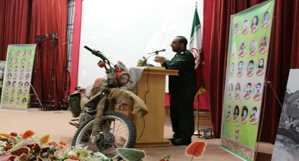 یادواره شهدای محله ناصر خسرو شهرستان خرم آباد به همت بسیج دانشجویی دانشگاه فرهنگیان لرستان و با حضور جمعی از مسئولان استان برگزار شد. 3