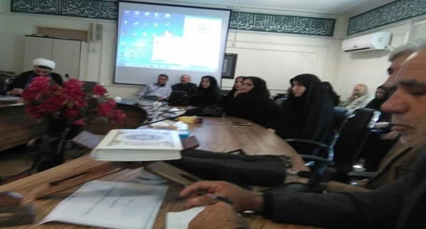 جلسه هم اندیشی اعضای هیئت علمی و اساتید پردیس آیت اله کمالوند دانشگاه فرهنگیان لرستان برگزار شد 3