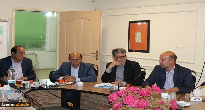 تعامل بین دانشگاه فرهنگیان و آموزش و پرورش دوسویه است. 5