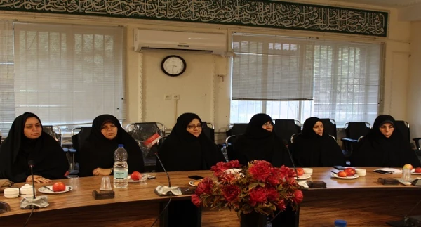 تعامل بین دانشگاه فرهنگیان و آموزش و پرورش دوسویه است. 3