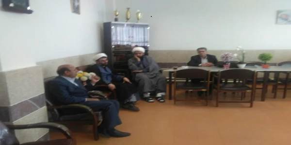 جلسه برنامه ریزی حضور مبلغین خواهر در خوابگاه خواهران مرکز آموزش عالی حضرت زینب کبری (س) شهرستان بروجرد 