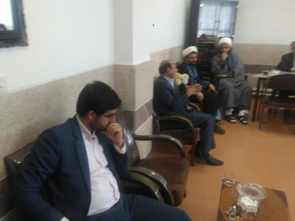 جلسه برنامه ریزی حضور مبلغین خواهر در خوابگاه خواهران مرکز آموزش عالی حضرت زینب کبری (س) شهرستان بروجرد 