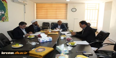 در راستای تشکیل شعب استانی بنیاد خیرین حامی دانشکاه فرهنگیان

سومین جلسه بنیاد خیرین حامی دانشگاه فرهنگیان استان لرستان با حضور رئیس مجمع خیرین استان و مدیر عامل بنیاد خیرین به منظور برنامه ریزی و انتخاب اعضای هیات مدیره تشکیل شد