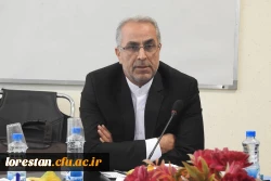 محیط سیاسی دانشگاه ها نباید محدود شود. 2