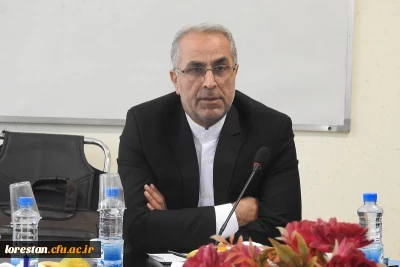 محیط سیاسی دانشگاه ها نباید محدود شود.