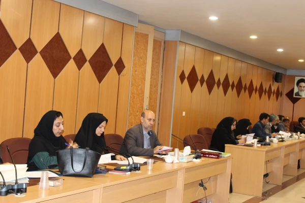 دوره باز آموزی و توانمند سازی اساتید کارورزی برگزار شد 5