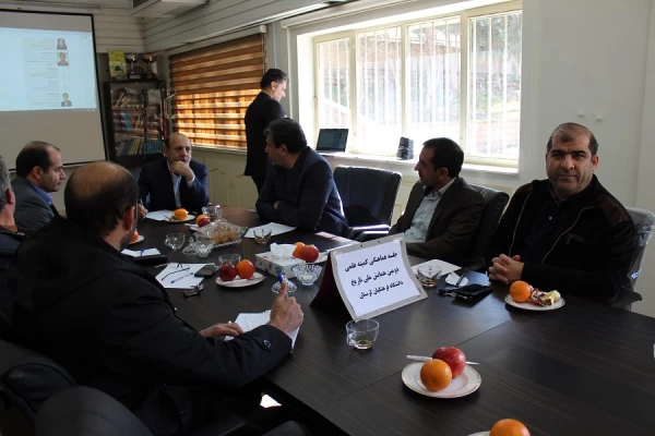 اولین نشست کمیته علمی و تخصصی دومین همایش آموزش تاریخ برگزار شد. 4