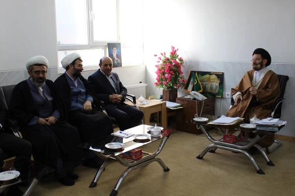 هدف نهایی  انقلاب تربیت جوانان انقلابی، با تدبیر و با بصیرت است و دانشگاه فرهنگیان نقش بسزایی در تربیت این جوانان دارد. 5