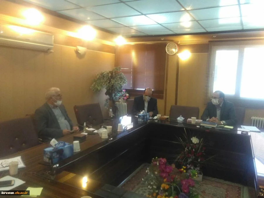 برنامه ها و مشکلات مرکز آموزش عالی حضرت زینب کبری (س) شهرستان بروجرد مورد بررسی قرار گرفت 2