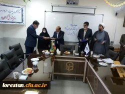 آیین تکریم از سرپرست مرکز آموزش عال شهید میر شاکی برگزار شد 3