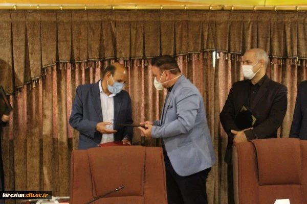 سرپرستان پردیس های علامه طباطبایی و آیت اله کمالوند دانشگاه فرهنگیان استان لرستان معارفه شدند.  4