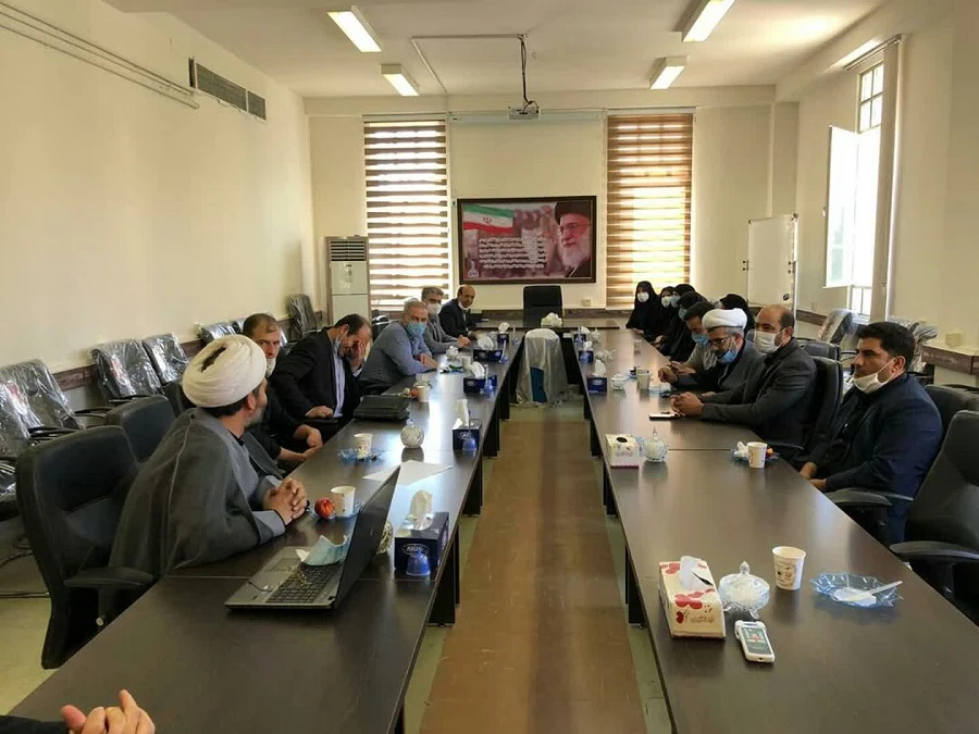 دیدار مسئولین دانشگاه فرهنگیان استان لرستان با مسئول نهاد نمایندگی مقام معظم رهبری در دانشگاه های استان  3