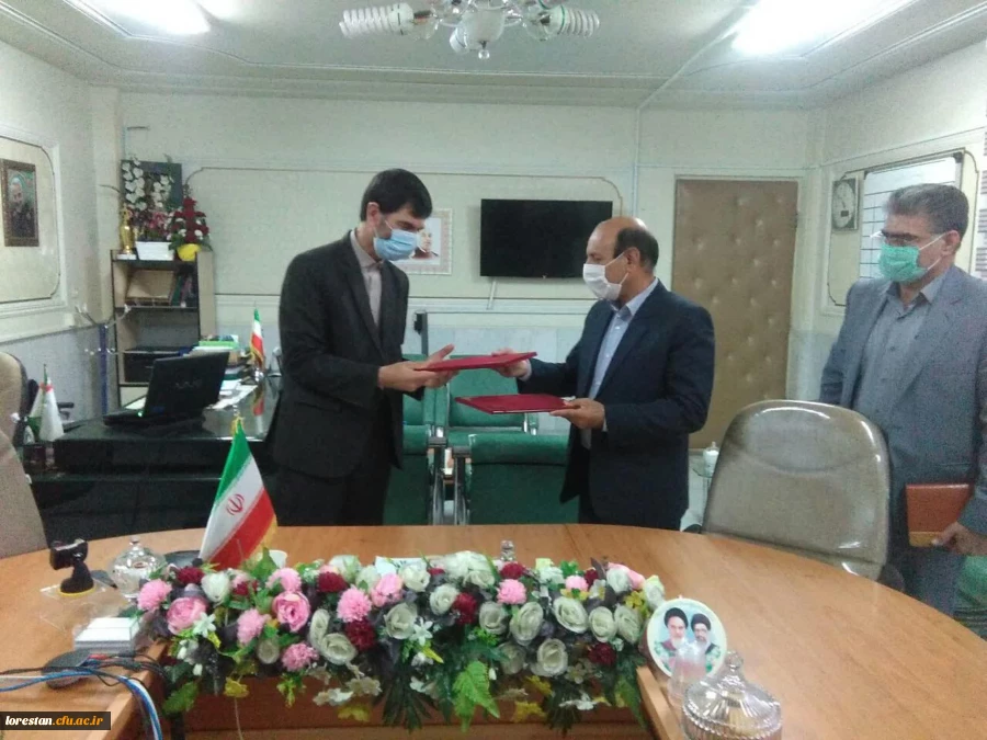 امضای تفاهم نامه همکاری مشترک در زمینه کارورزی بین دانشگاه فرهنگیان لرستان و اداره کل آموزش و پرورش استان 3