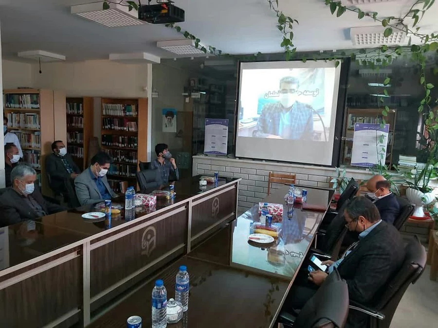 همایش استانی توسعه حرفه ای معلمان دانشگاه فرهنگیان استان لرستان با حضور دکتر طاهری نیا معاون پژوهشی و فناوری سازمان مرکزی دانشگاه فرهنگیان به صورت مجازی برگزار شد.  3