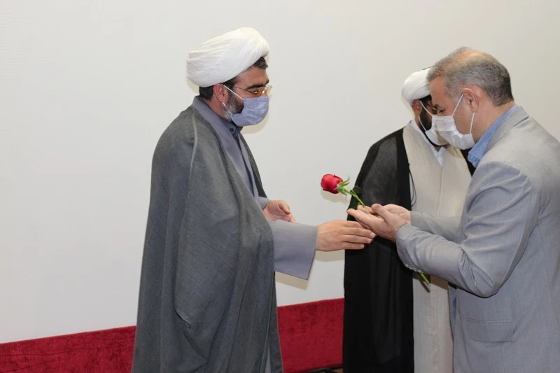 آیین تودیع و معارفه مسئول دفتر نهاد نمایندگی مقام معظم رهبری در دانشگاه فرهنگیان استان لرستان برگزار شد 10
