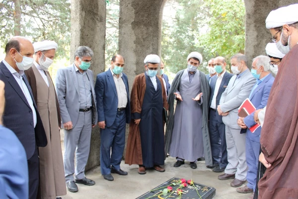 آیین تودیع و معارفه مسئول دفتر نهاد نمایندگی مقام معظم رهبری در دانشگاه فرهنگیان استان لرستان برگزار شد 15